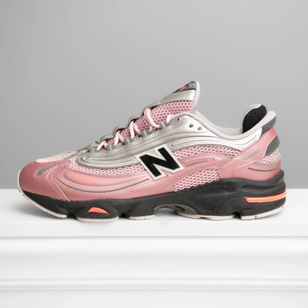 New Balance 1000 Men 13 NEW Retro Running Shoes Y2K Futuristic Techwear GorpCore